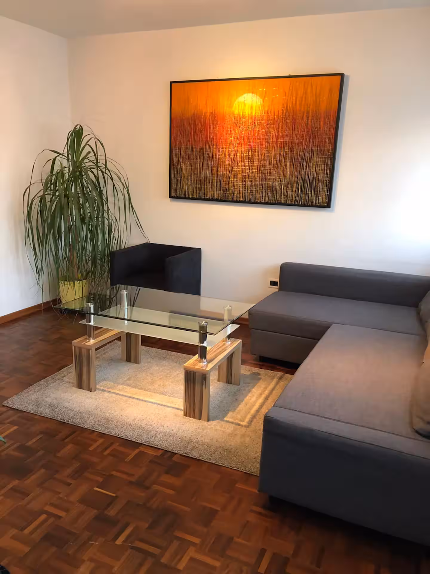 Apartment Red